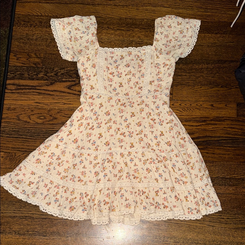 American Eagle Floral Cream Dress